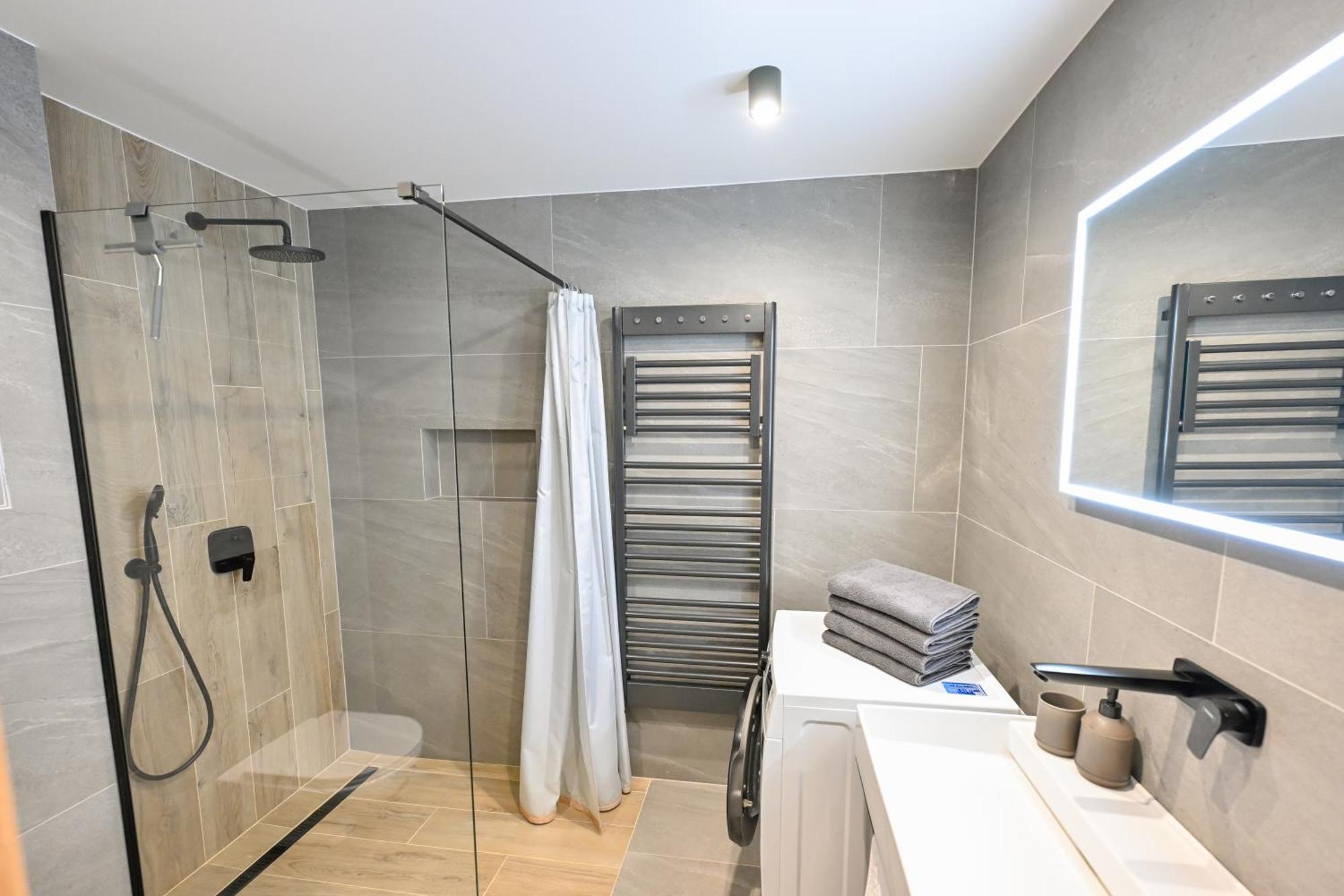 Hotel Ovruc - Rodinny Apartman 111 Štrbské Pleso Eksteriør bilde